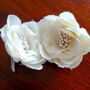 Two ivory Flower with Pin or Clip
